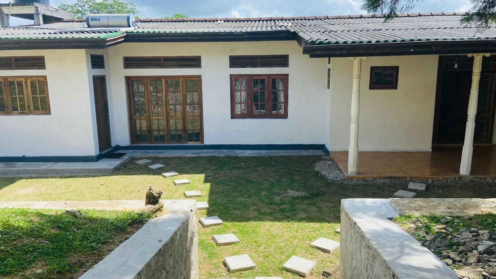 Mountain Breeze Residence Kandy Sri Lanka